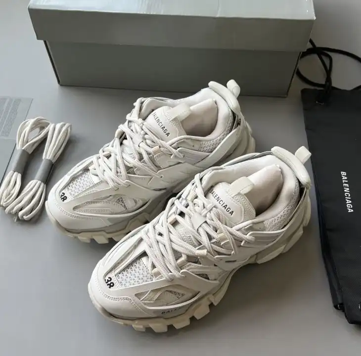 hype Balenciaga Sneakers