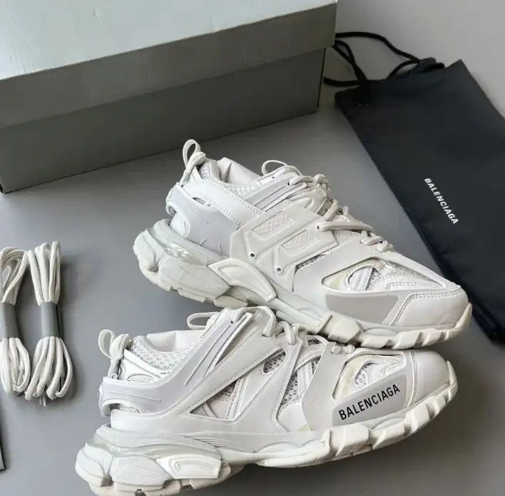 hype Balenciaga Sneakers