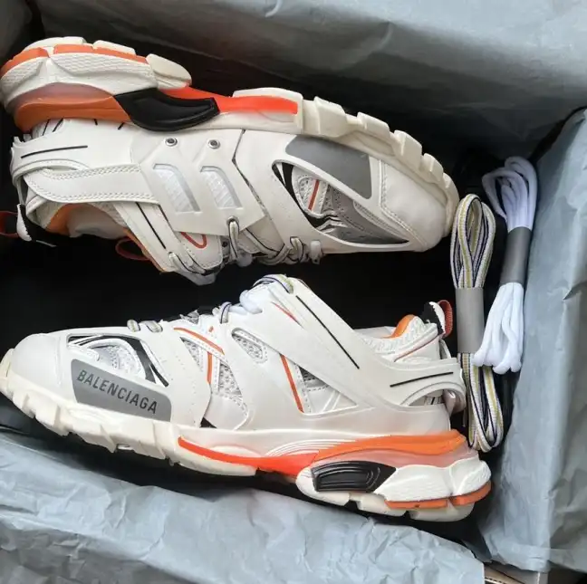 hype Balenciaga Sneakers