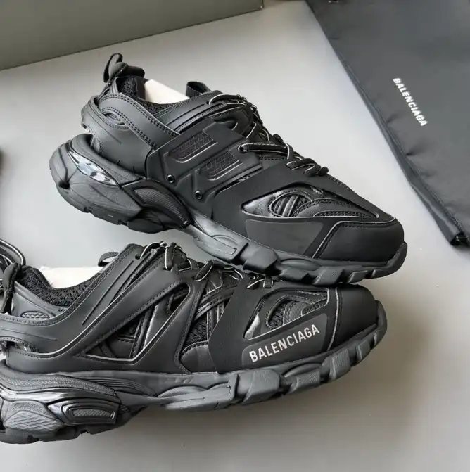 hype Balenciaga Sneakers