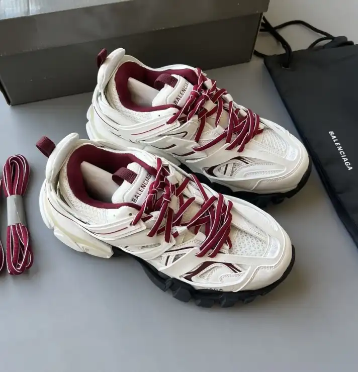 hype Balenciaga Sneakers