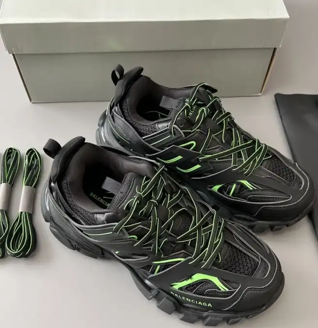 hype Balenciaga Sneakers