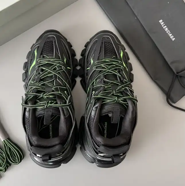 hype Balenciaga Sneakers