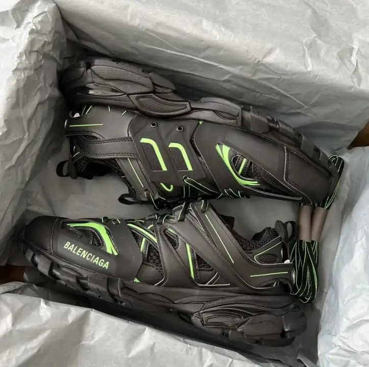 hype Balenciaga Sneakers