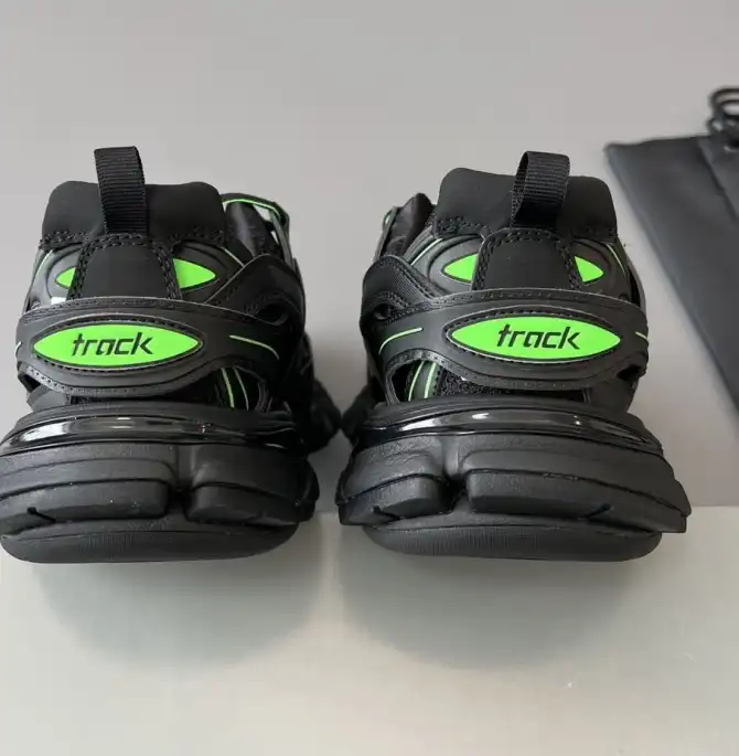 hype Balenciaga Sneakers