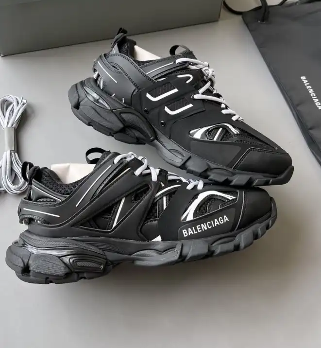 hype Balenciaga Sneakers