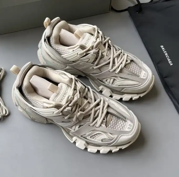 hype Balenciaga Sneakers