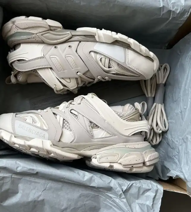 hype Balenciaga Sneakers