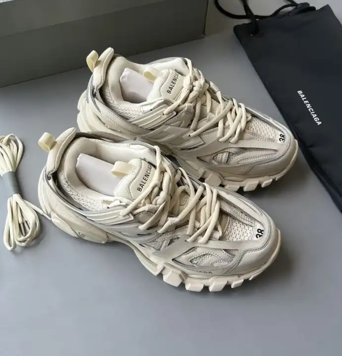 hype Balenciaga Sneakers