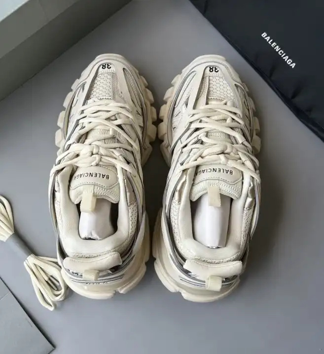 hype Balenciaga Sneakers