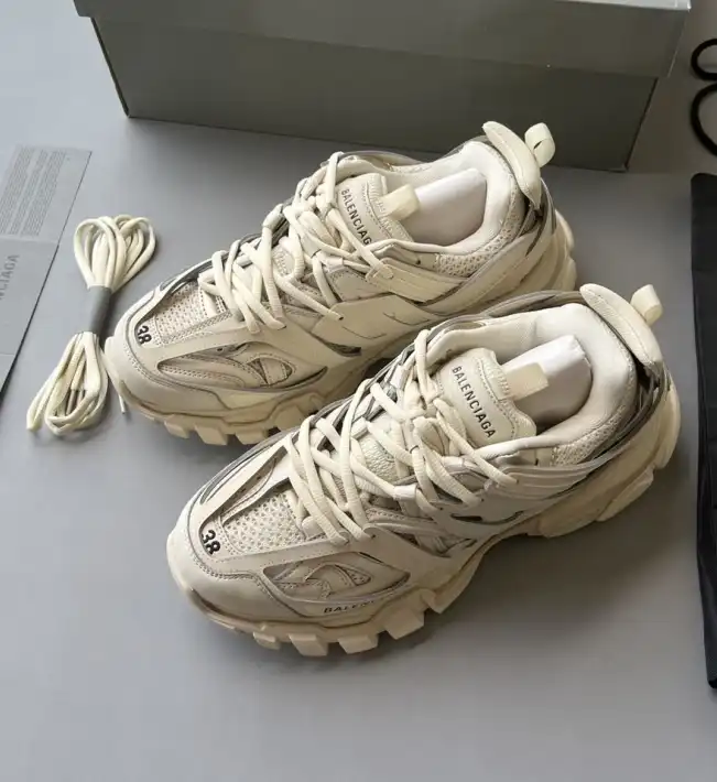 hype Balenciaga Sneakers