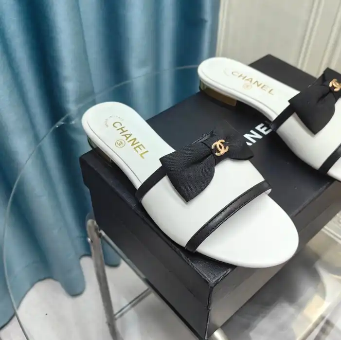 hype Chanel Slippers