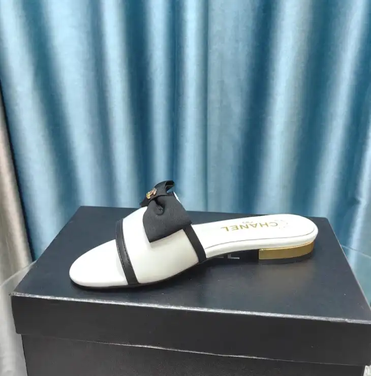 hype Chanel Slippers