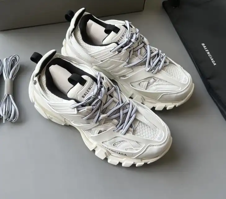 hype Balenciaga Sneakers