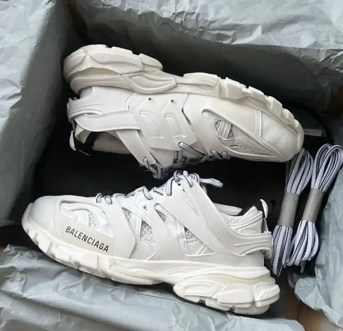 hype Balenciaga Sneakers