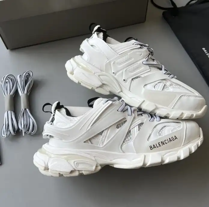 hype Balenciaga Sneakers