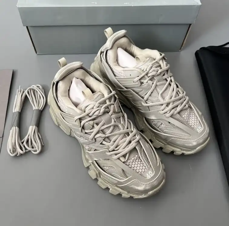 hype Balenciaga Sneakers