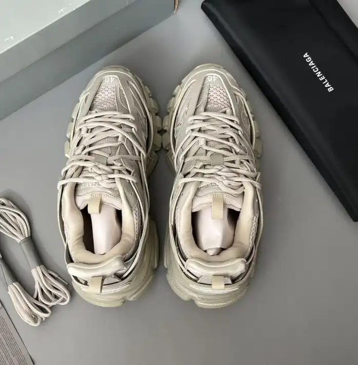 hype Balenciaga Sneakers