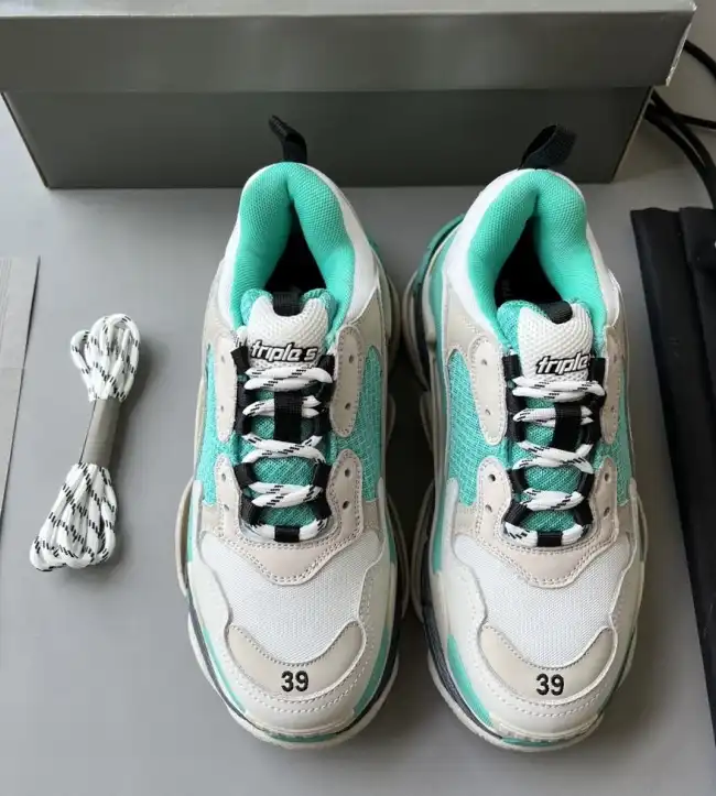 hype Balenciaga Sneakers