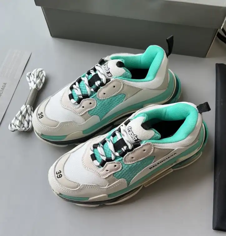 hype Balenciaga Sneakers