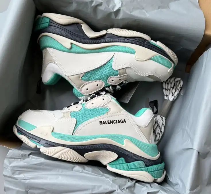 hype Balenciaga Sneakers