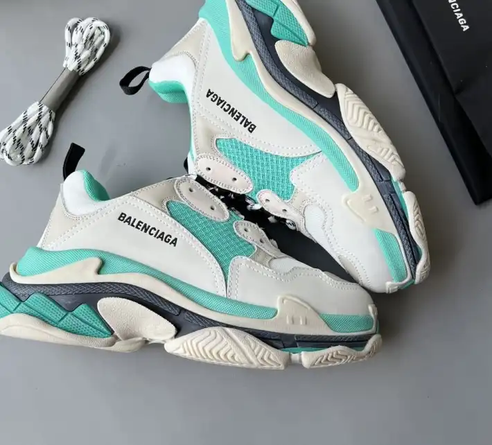 hype Balenciaga Sneakers