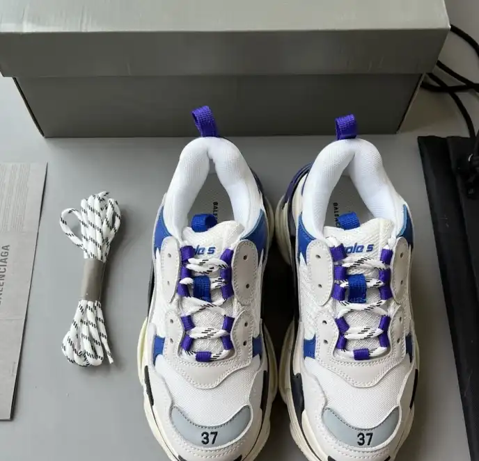 hype Balenciaga Sneakers