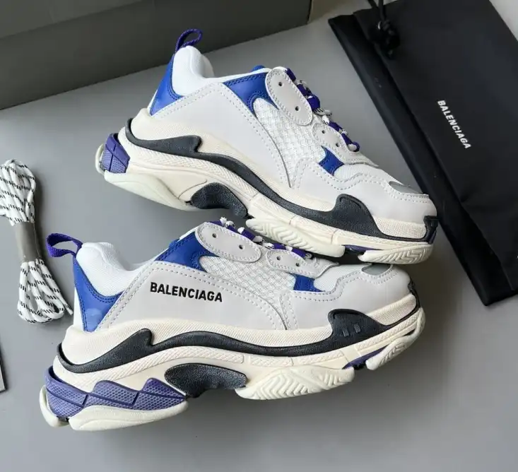 hype Balenciaga Sneakers