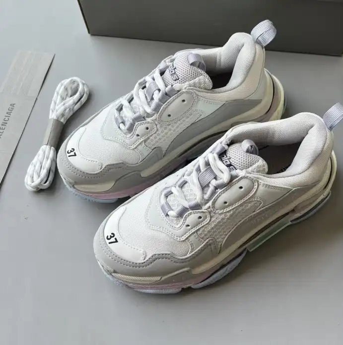 hype Balenciaga Sneakers