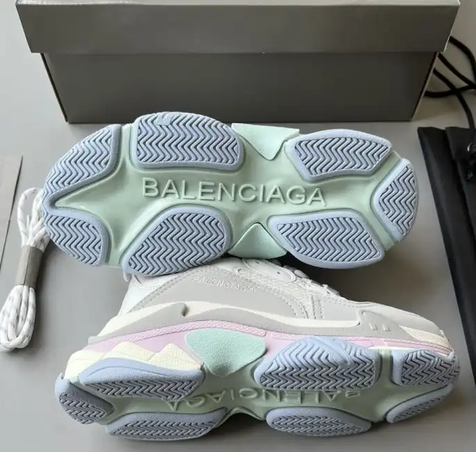 hype Balenciaga Sneakers