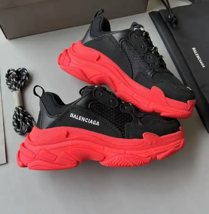 hype Balenciaga Sneakers