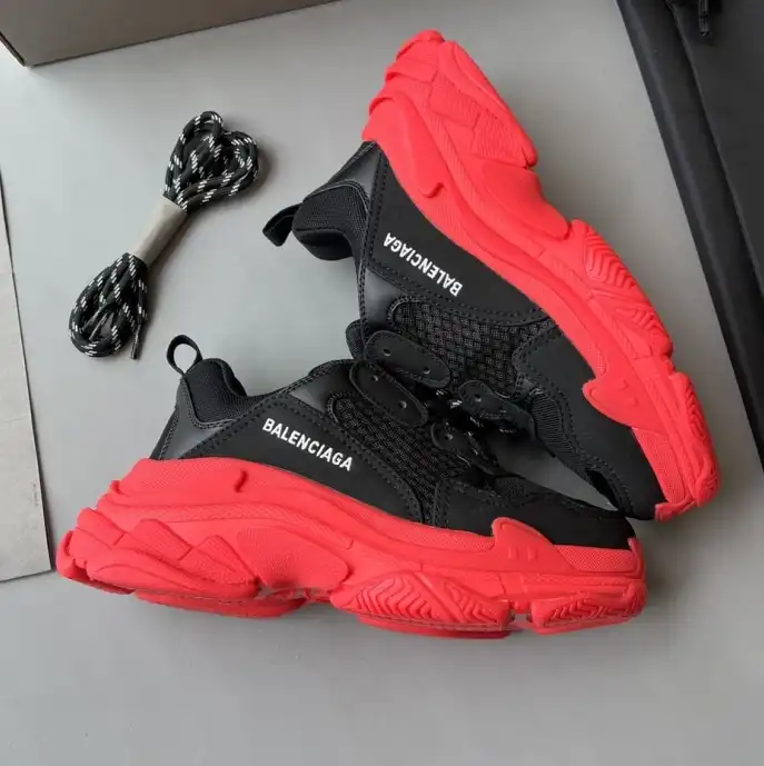 hype Balenciaga Sneakers