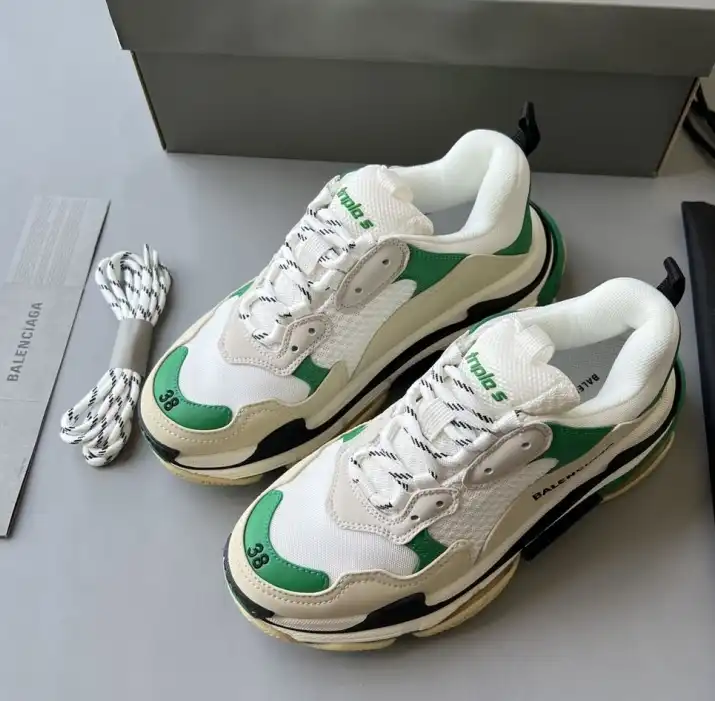 hype Balenciaga Sneakers