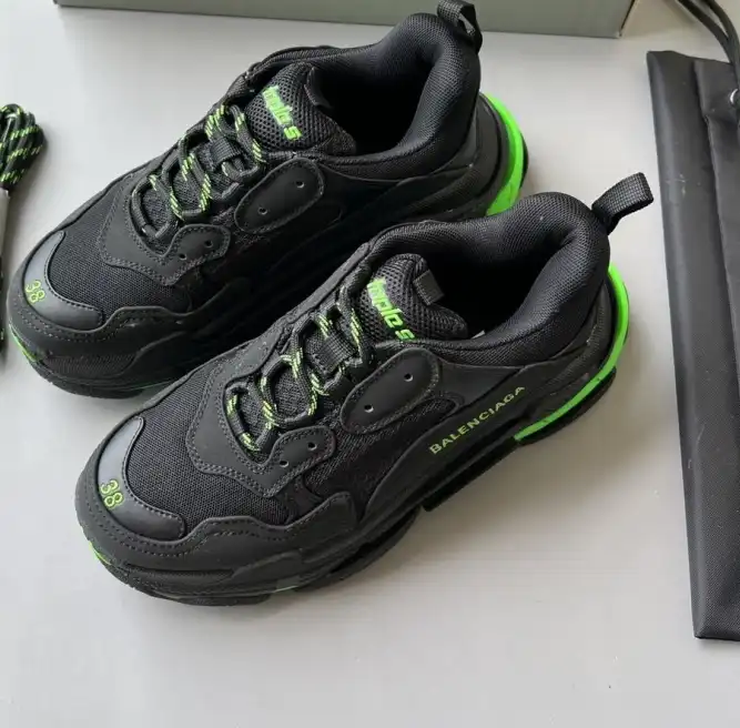 hype Balenciaga Sneakers