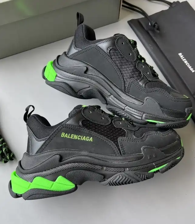 hype Balenciaga Sneakers