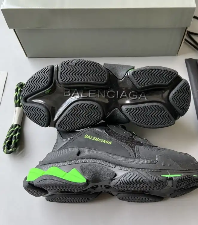 hype Balenciaga Sneakers