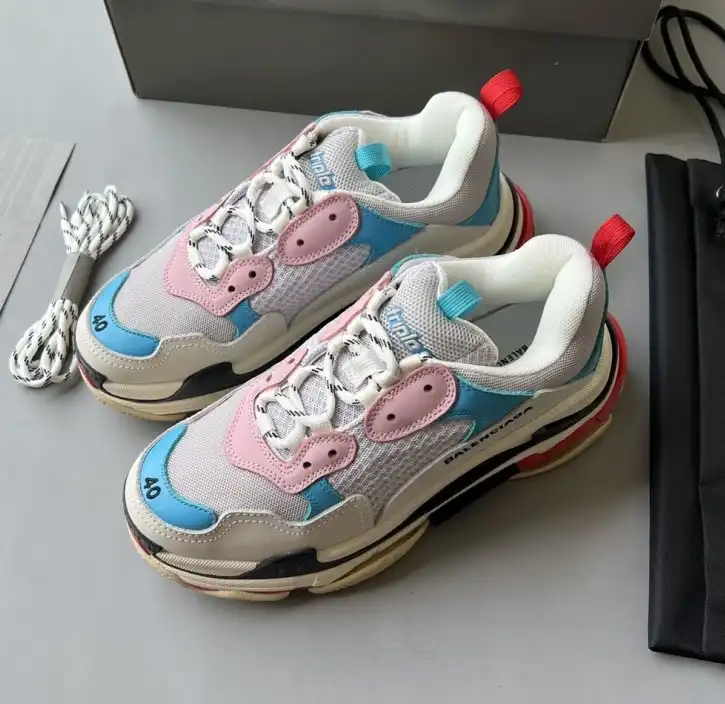 hype Balenciaga Sneakers