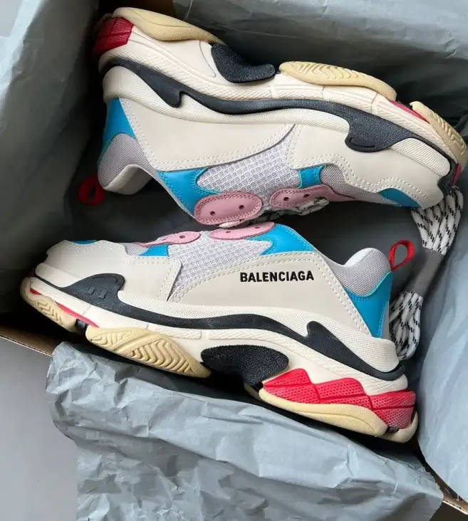 hype Balenciaga Sneakers