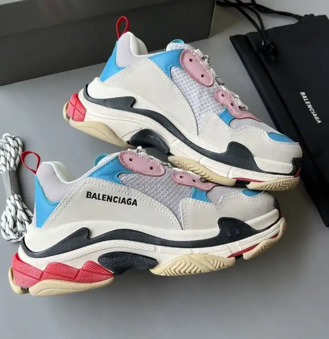 hype Balenciaga Sneakers