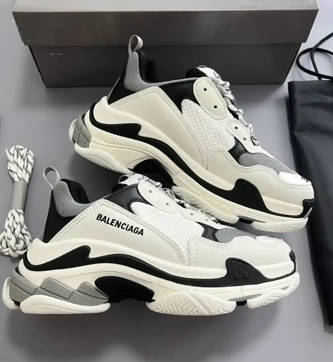 hype Balenciaga Sneakers