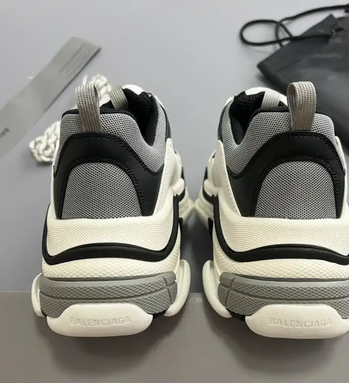 hype Balenciaga Sneakers