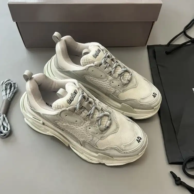 hype Balenciaga Sneakers