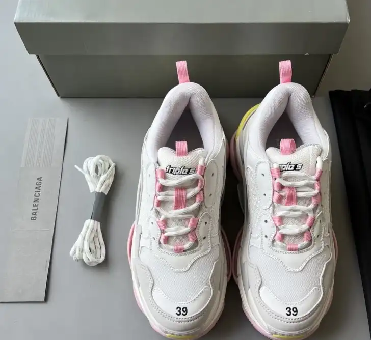 hype Balenciaga Sneakers