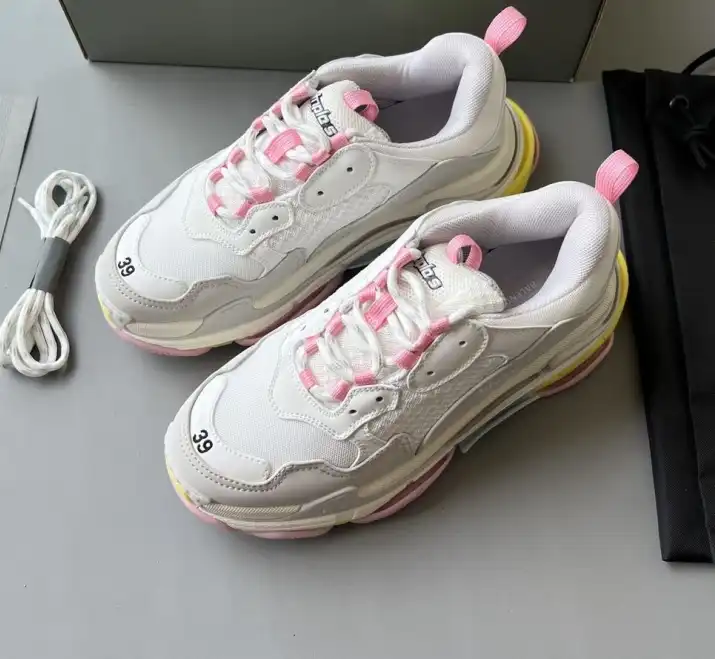 hype Balenciaga Sneakers