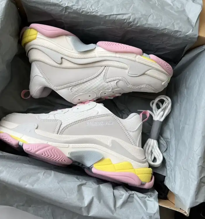 hype Balenciaga Sneakers