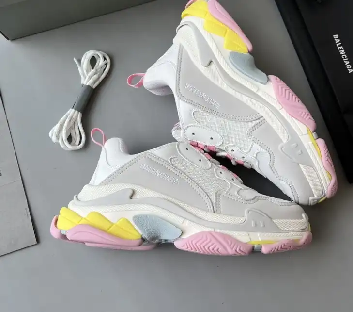 hype Balenciaga Sneakers