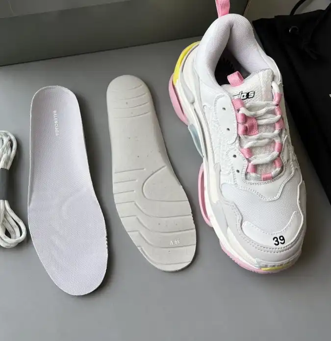 hype Balenciaga Sneakers