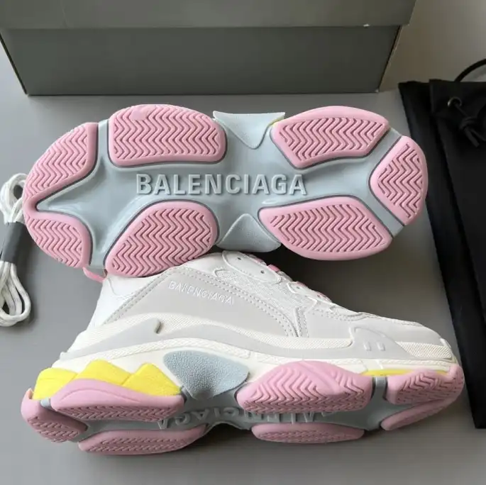 hype Balenciaga Sneakers