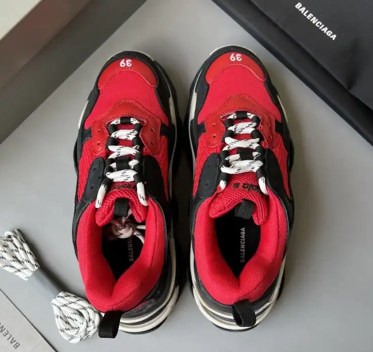 hype Balenciaga Sneakers