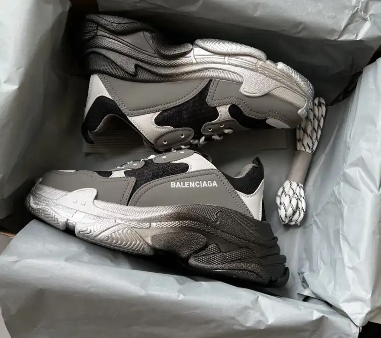 hype Balenciaga Sneakers